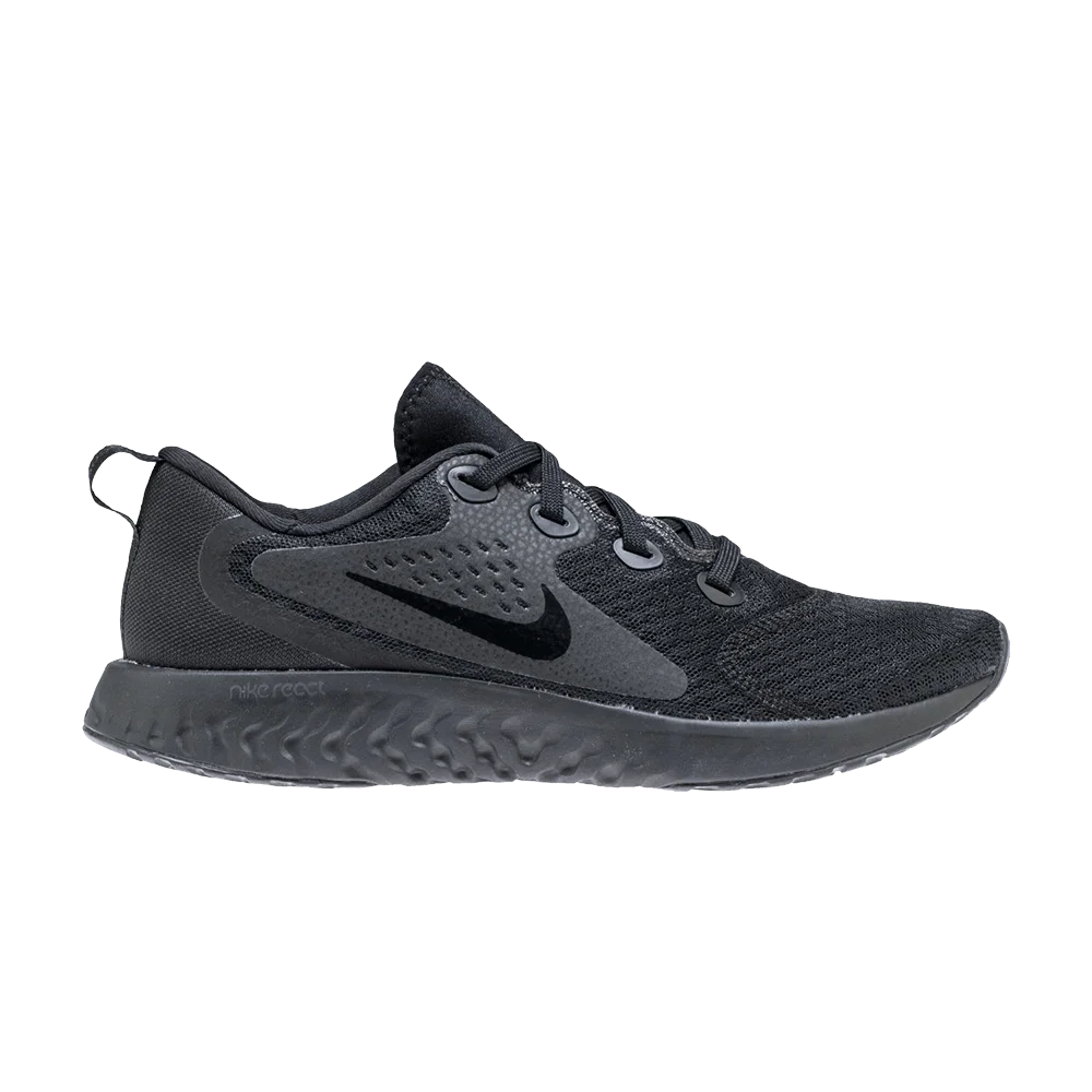 Krossovki-Nike-Legend-React-Triple-Black
