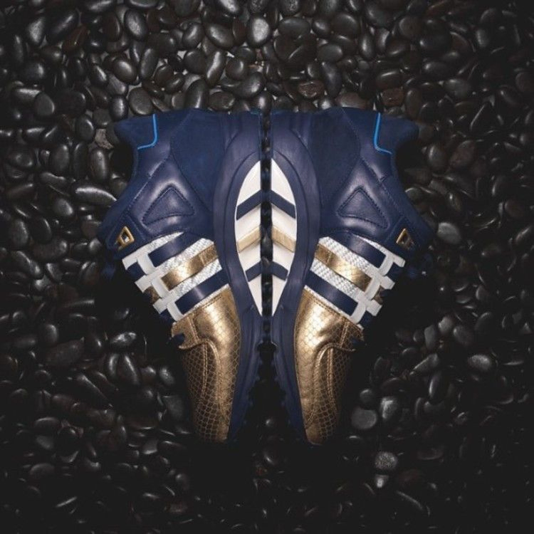 eqt-rng-support-93-kith-nyc-s-bravest-b26274_02
