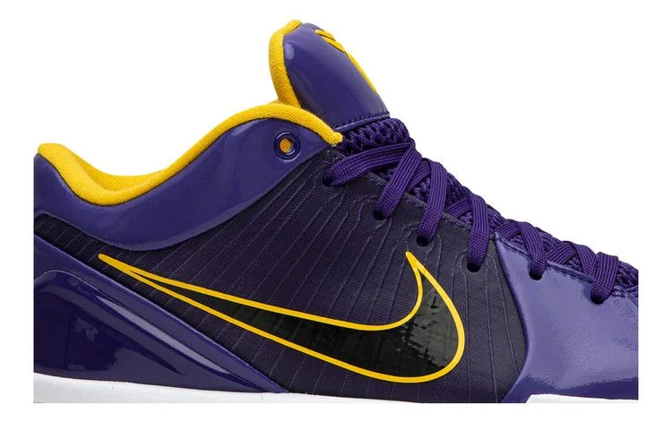 Кроссовки Undefeated x Nike Kobe 4 Protro 'Court Purple'