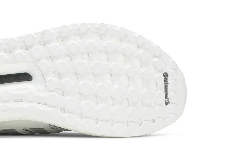 Кроссовки Show Me The Money x adidas UltraBoost 'White'