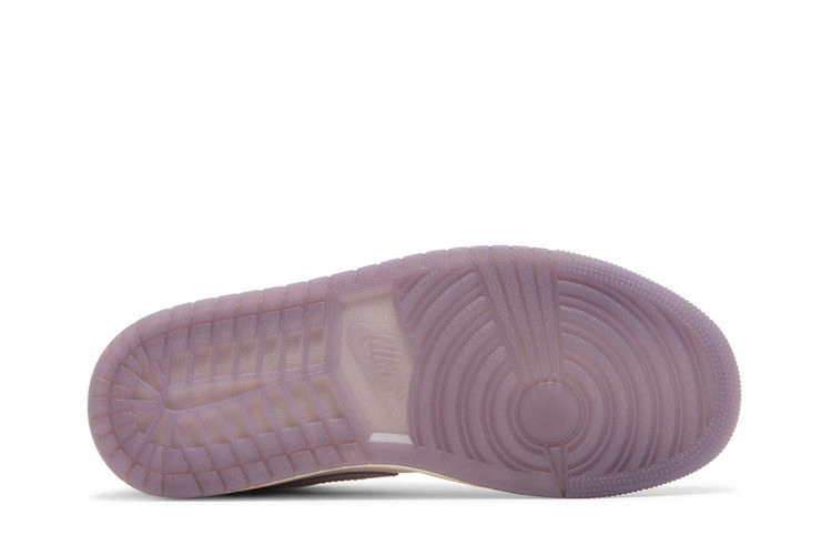 Кроссовки Wmns Air Jordan 1 Low 'Pastel Plum'