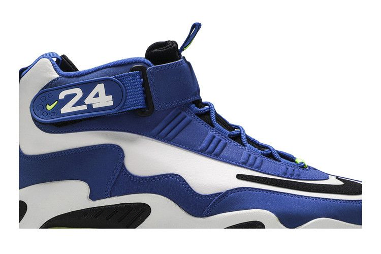 air-griffey-max-1-354912-411_01