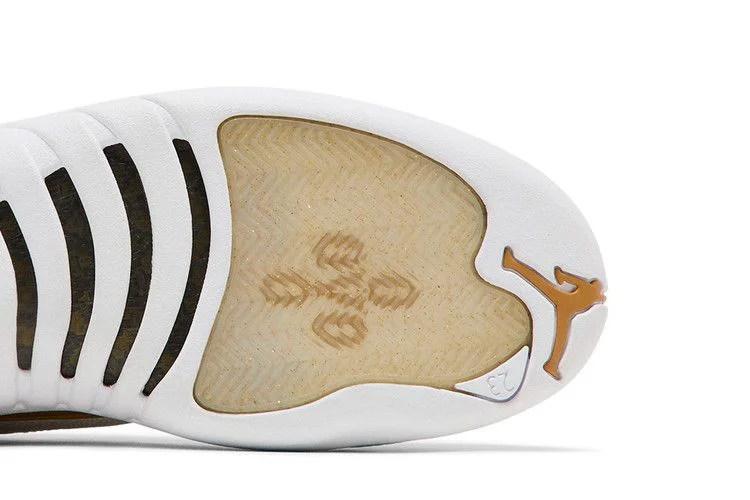 Krossovki-OVO-x-Air-Jordan-12-Retro-White-Sample-4