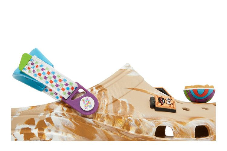 Кроссовки Crocs Cinnamon Toast Crunch x Classic All-Terrain Clog