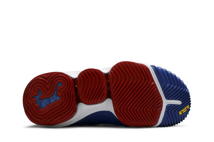 Кроссовки Nike LeBron 16 'SuperBron'