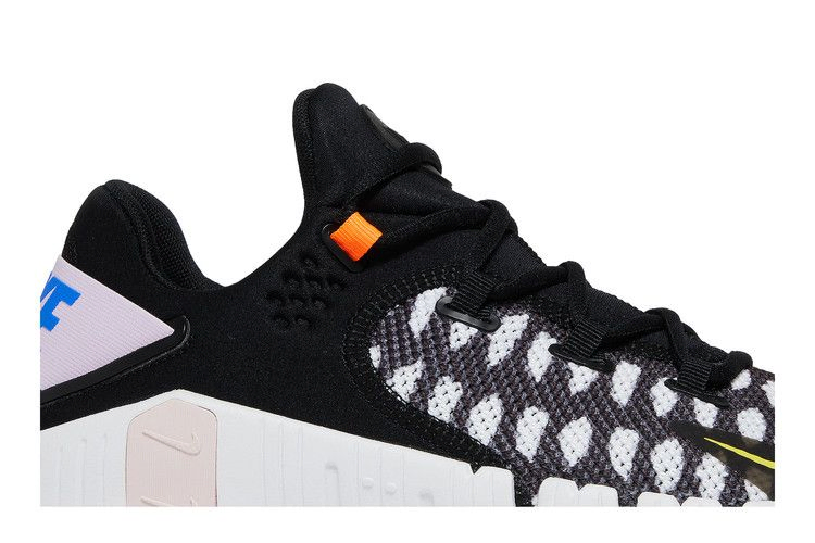 Кроссовки Nike Free Metcon 4 'Printed Black White'