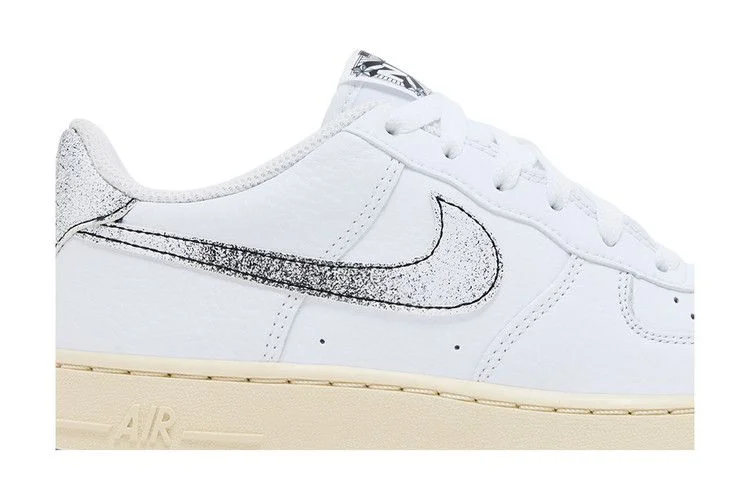 Krossovki-Nike-Air-Force-1-LV8-3-GS-50-Years-of-Hip-Hop-1