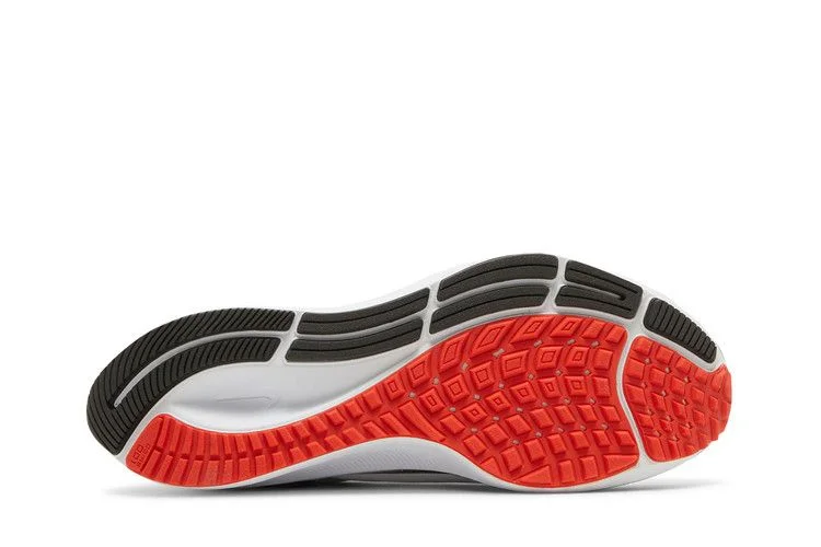 Krossovki-Nike-Air-Zoom-Pegasus-37-Cleveland-Browns-3