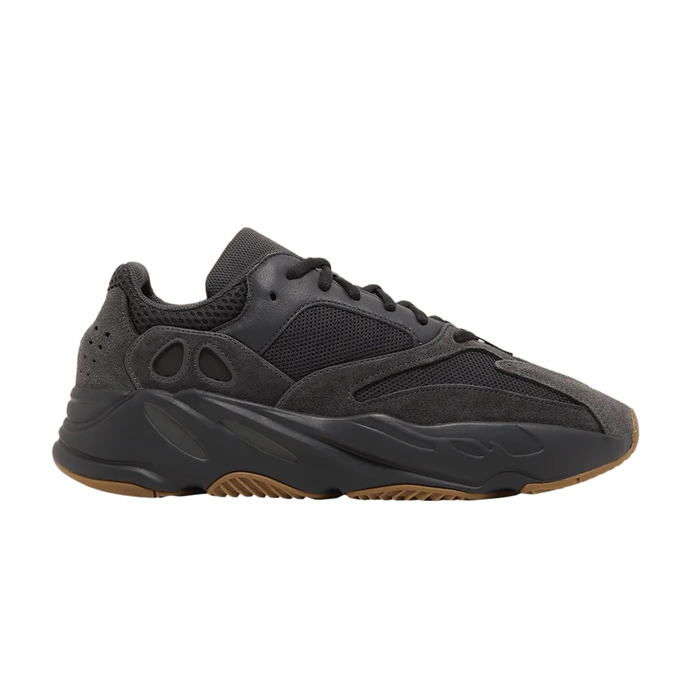 Krossovki-adidas-Yeezy-Boost-700-Utility-Black-2023