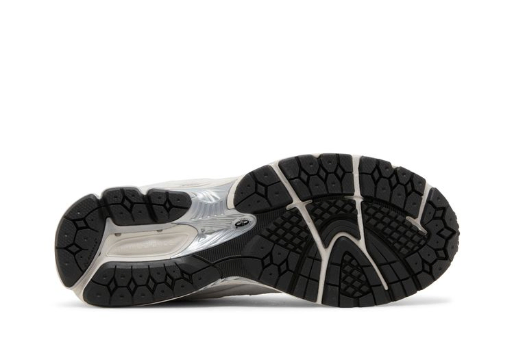 Кроссовки New Balance 2002R 'Black Grey'