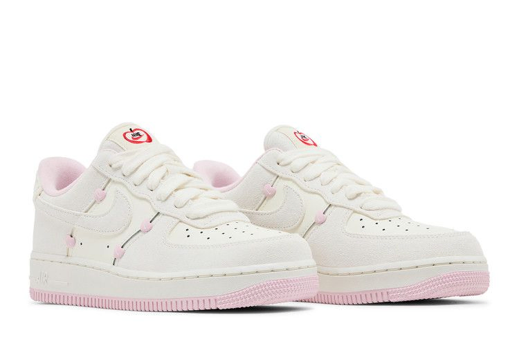 wmns-air-force-1-low-valentine-s-day-2025-hv5992-111_07