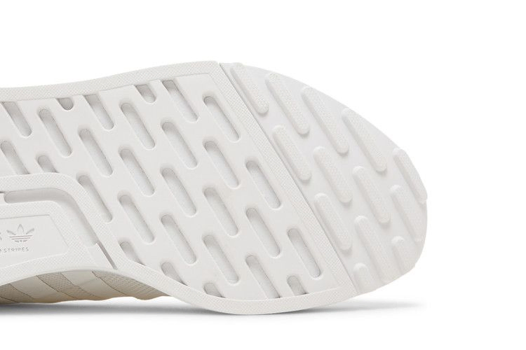 wmns-multix-triple-white-fz3454_04