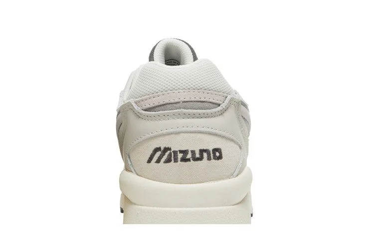 Кроссовки Mizuno Sky Medal S 'Ivory'