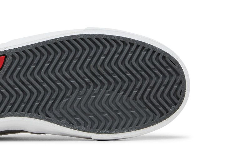 jamie-foy-x-numeric-306-grey-day-2023-nm306gry_04