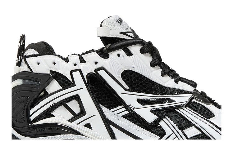 Кроссовки Balenciaga Runner Sneaker 'Black White'