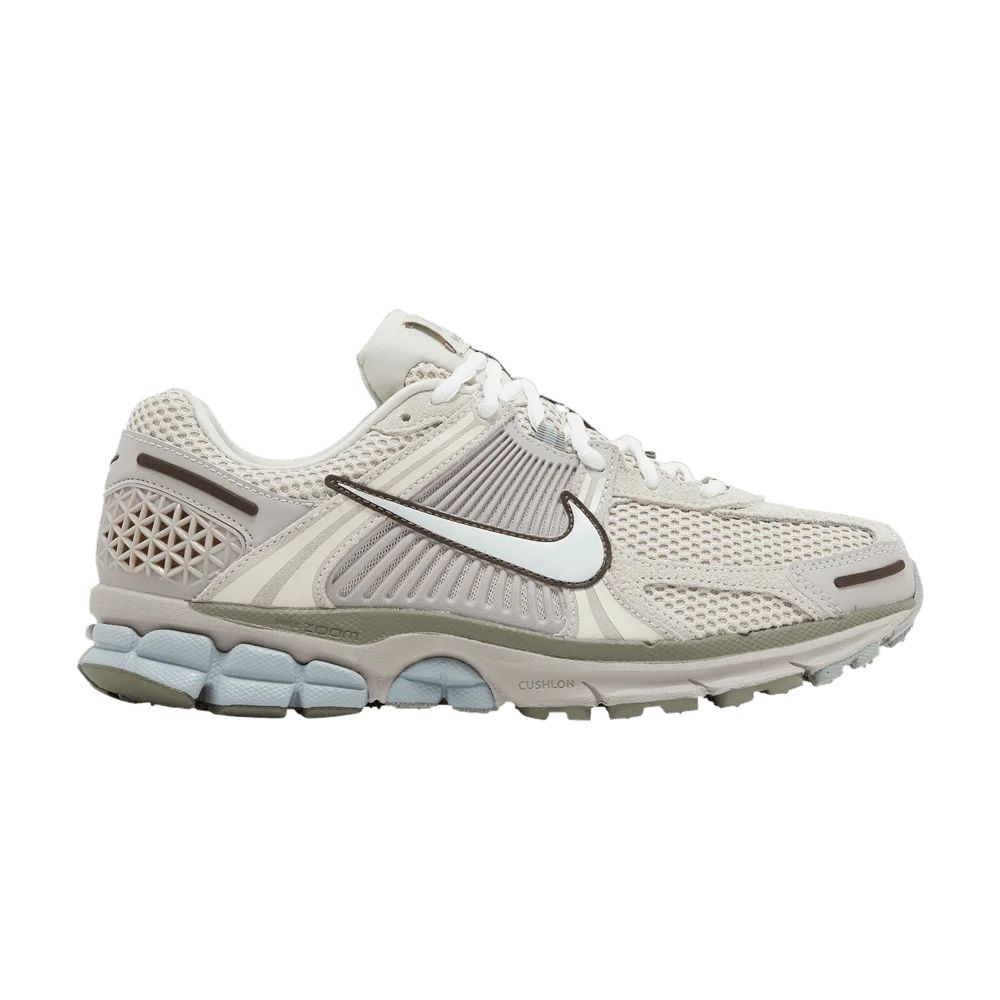 Krossovki-Nike-Air-Zoom-Vomero-5-Light-Orewood-Brown-1
