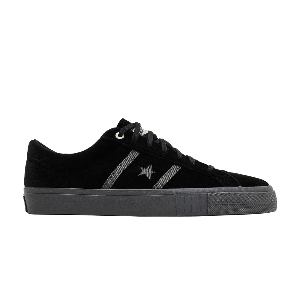 Krossovki-Undefeated-x-Converse-One-Star-Academy-Pro-Black