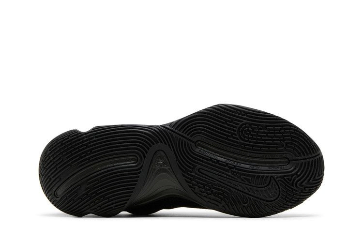 giannis-immortality-3-triple-black-dz7533-001_03