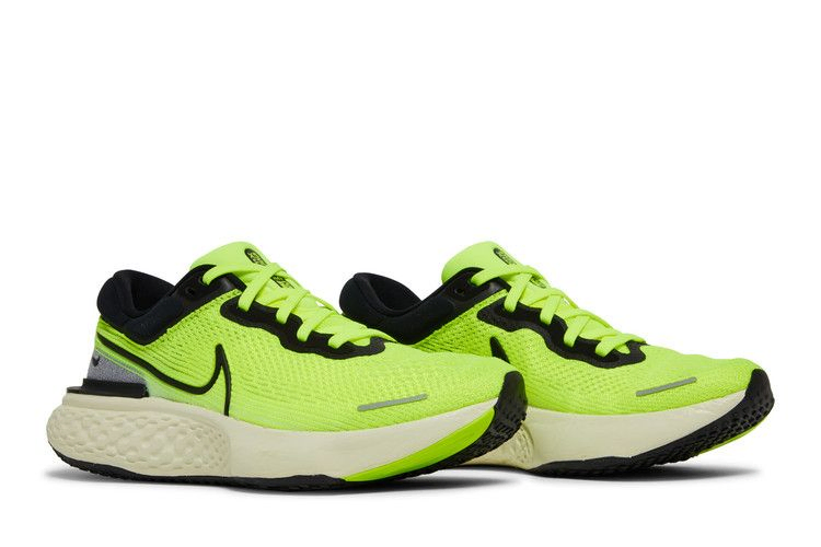 zoomx-invincible-run-flyknit-volt-ct2228-700_07