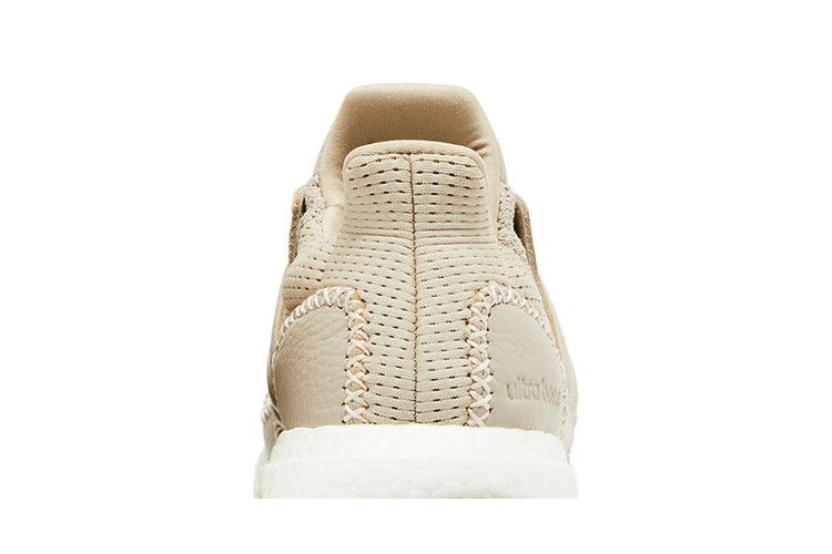 Кроссовки adidas UltraBoost 1.0 'Wonder Beige'