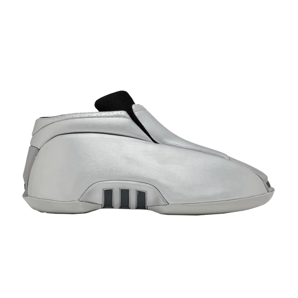 Krossovki-Adidas-Kobe-Two-Metallic-Silver-2001