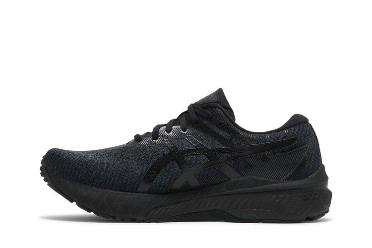 wmns-gt-2000-10-wide-triple-black-1012b044-001_02