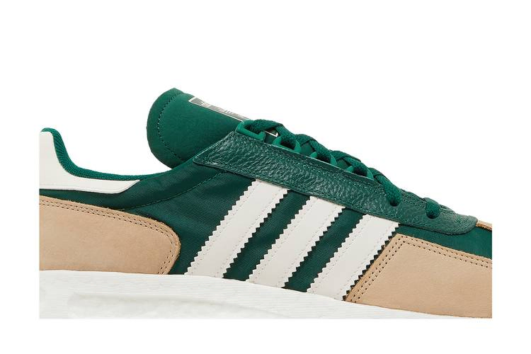retropy-e5-dark-green-magic-beige-ie4553_01