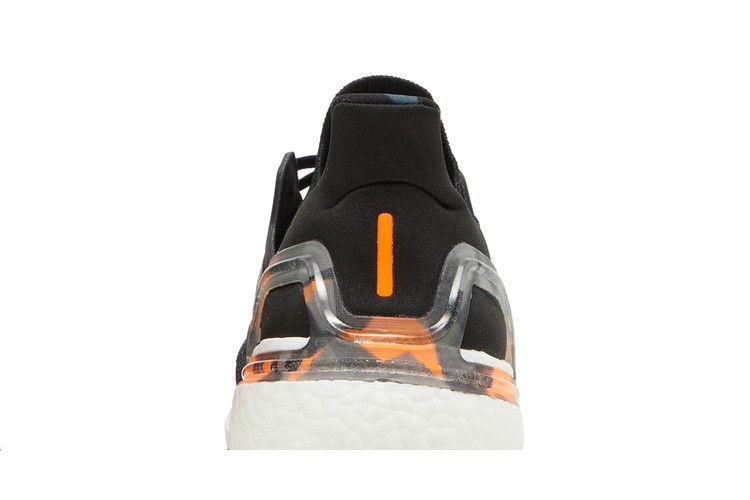 Кроссовки adidas UltraBoost 20 'Black Signal Orange Camo'