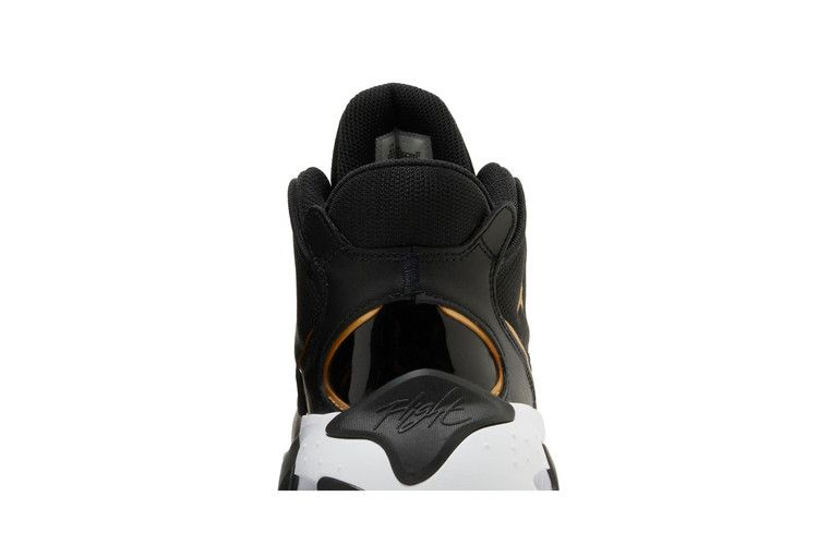 Кроссовки Air Jordan Max Aura 4 GS 'Black Metallic Gold'