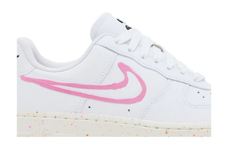 Кроссовки Nike Wmns Air Force 1 '07 LX 'Neon Paint'