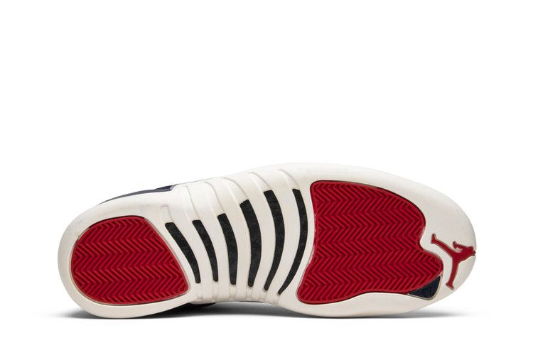 Кроссовки Air Jordan 12 Retro 'International Flight'