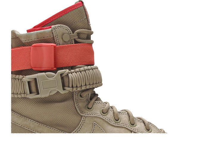 special-field-air-force-1-rush-coral-864024-205_01