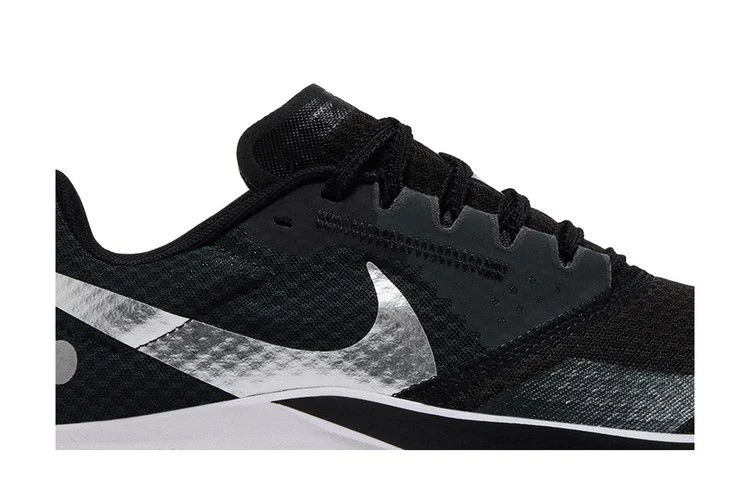 Krossovki-Nike-Zoom-Rival-Waffle-6-Black-Metallic-Silver-1