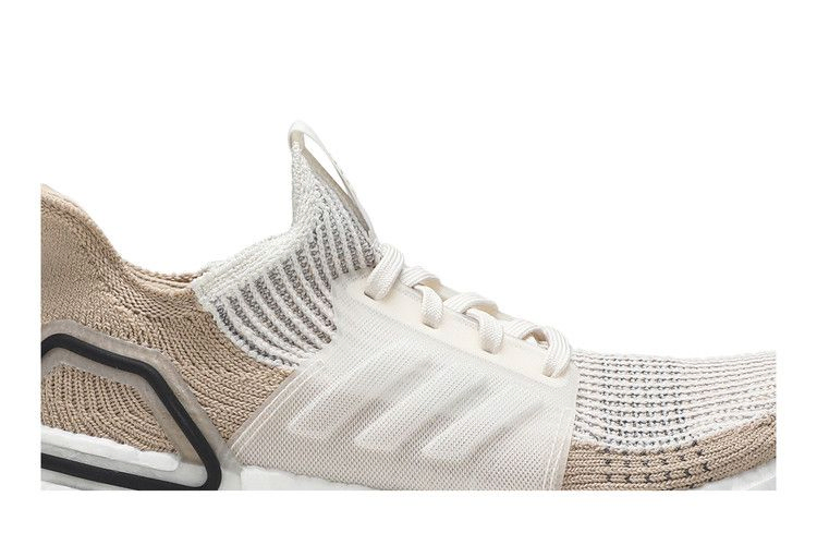 wmns-ultraboost-19-pale-nude-b75878_01