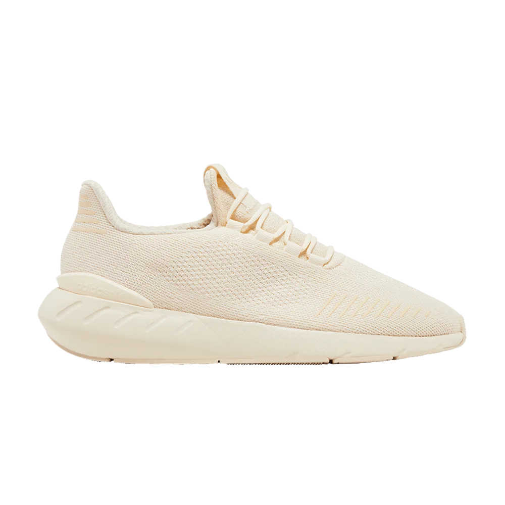 Krossovki-Adidas-Wmns-Swift-Run-22-Wonder-White