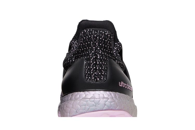 wmns-ultraboost-5-0-black-almost-pink-hp2477_06