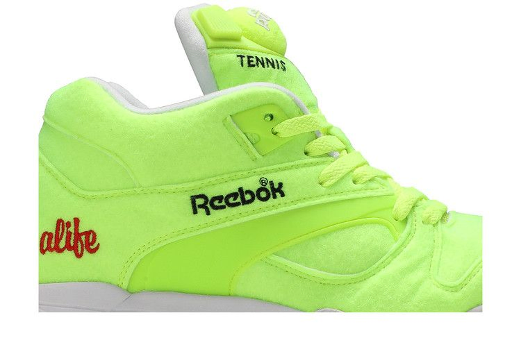 court-victory-pump-felt-alife-ball-out-m49793_01