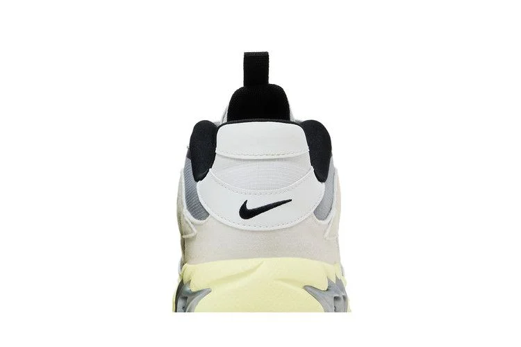 Krossovki-Nike-Womens-Zoom-Air-Fire-Particle-Grey-Photon-Dust-6