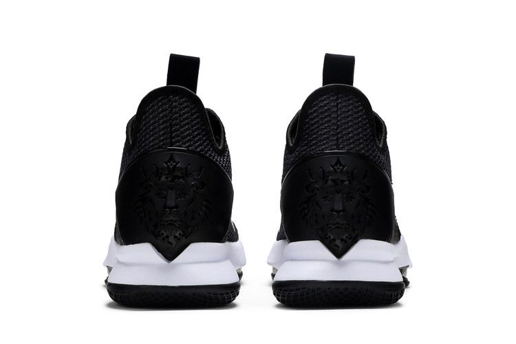 Кроссовки Nike LeBron Witness 4 'Black'