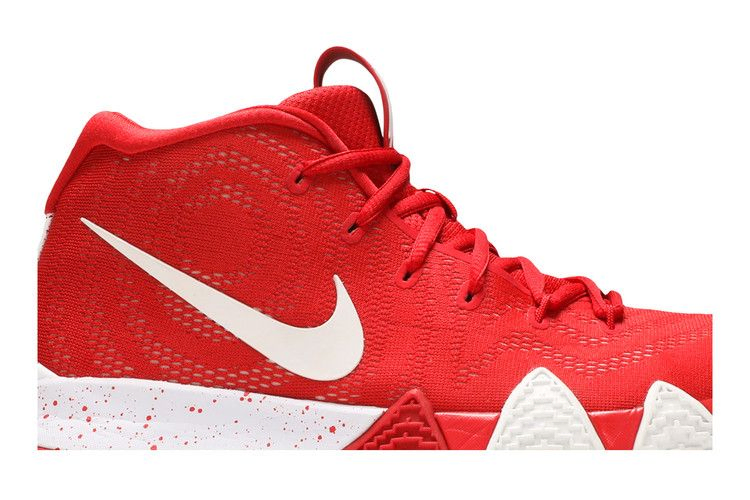 Кроссовки Nike Kyrie 4 'University Red'