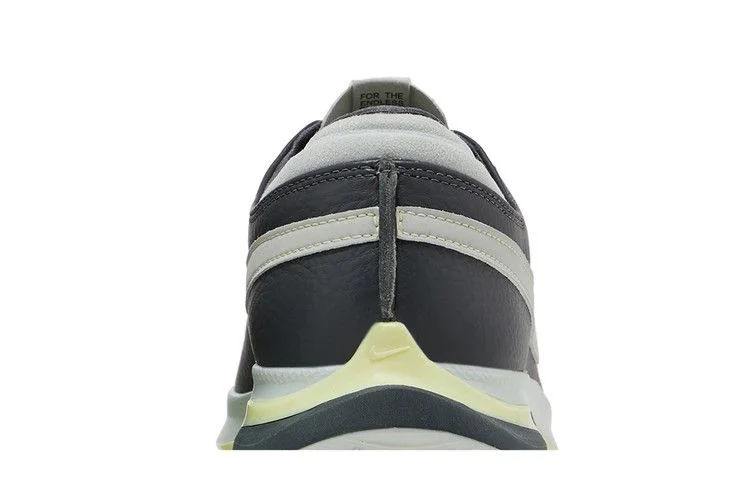 Кроссовки Nike Air Zoom Victory Tour 3 'Iron Grey Light Silver'