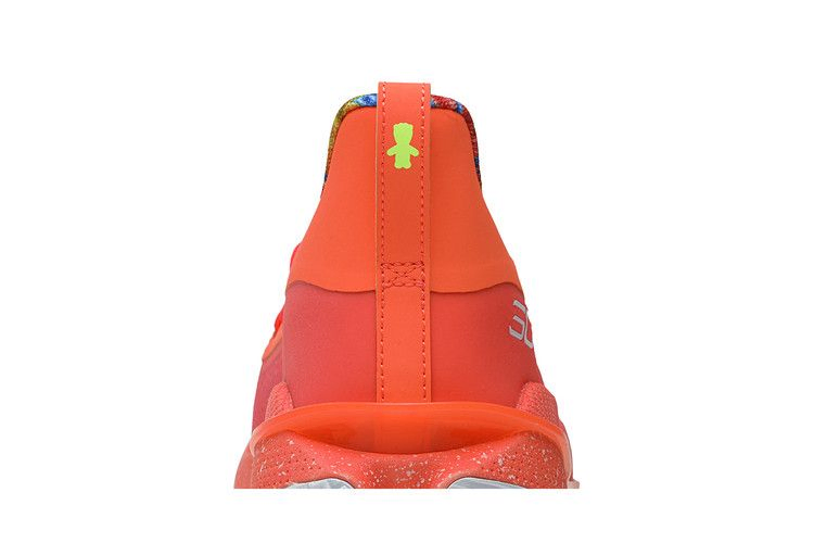 Кроссовки Under Armour Sour Patch Kids x Curry 7 'Peach Plasma'