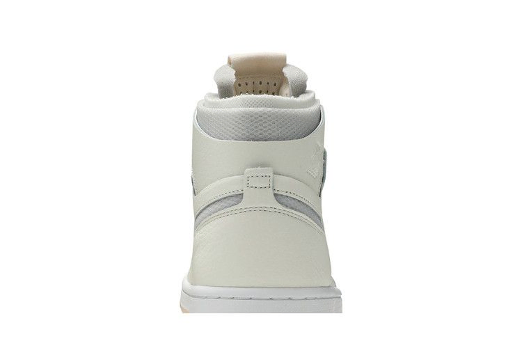 Кроссовки Wmns Air Jordan 1 High Zoom 'Pearl White'