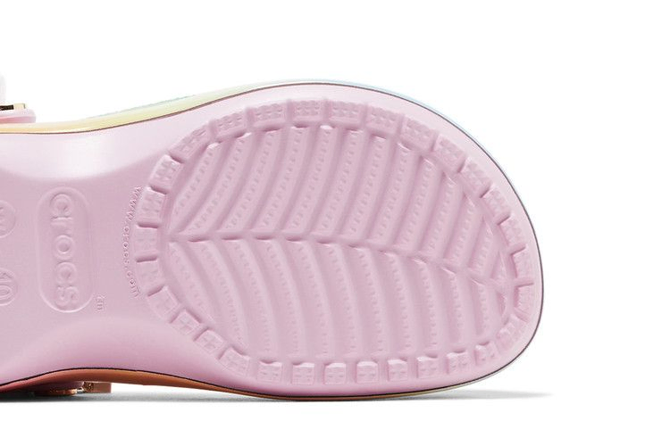 Кроссовки Crocs Pokémon x Wmns Classic Platform Clog 'Eevee'