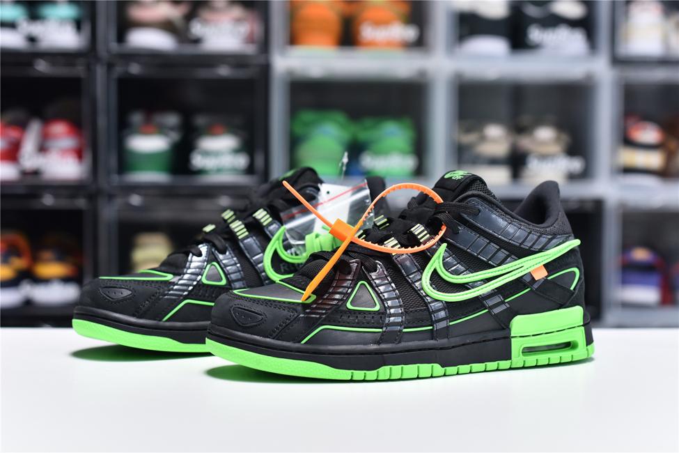 Off-White-x-Nike-Air-Rubber-Dunk-Green-Strike-7