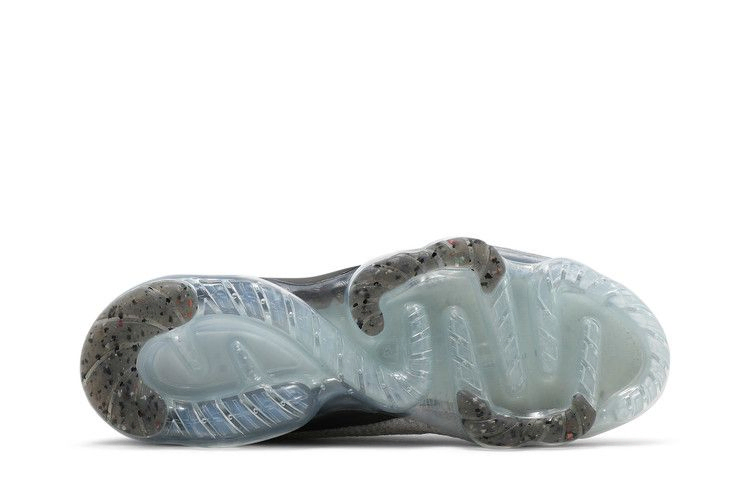 air-vapormax-2021-flyknit-light-bone-university-red-dh4085-003_03