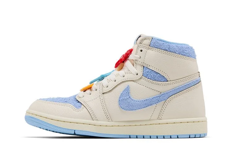 Krossovki-Wmns-Air-Jordan-1-High-OG-Pale-Ivory-Pyschic-Blue-2