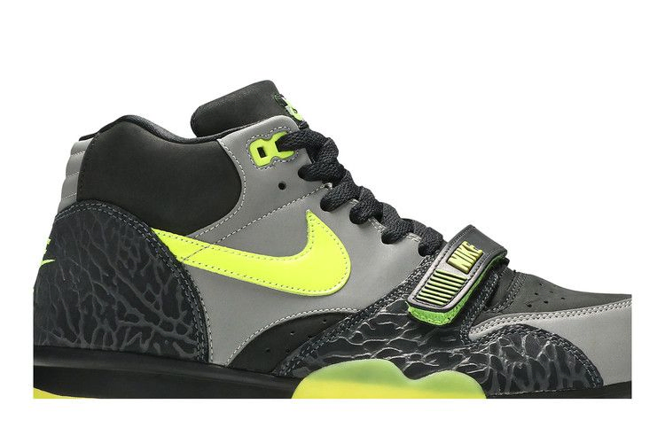 air-trainer-1-premium-112-pack-329424-071_01
