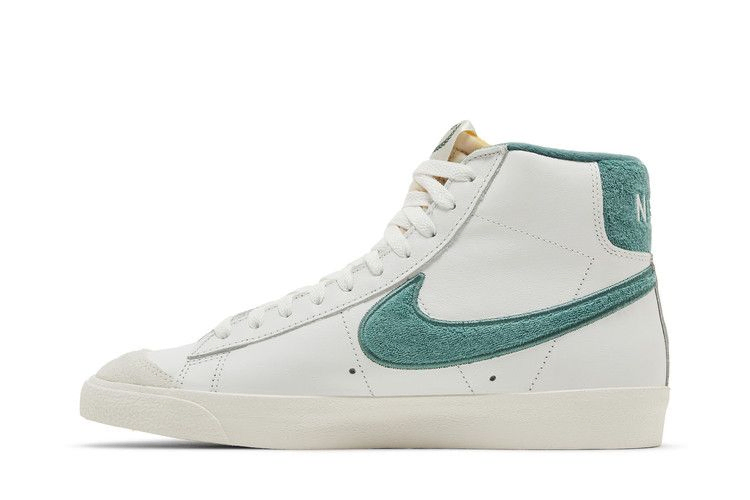 Кроссовки Nike Blazer Mid '77 Premium 'Resort & Sport'