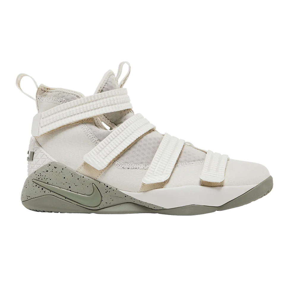 Кроссовки Nike Lebron Soldier 11 GS